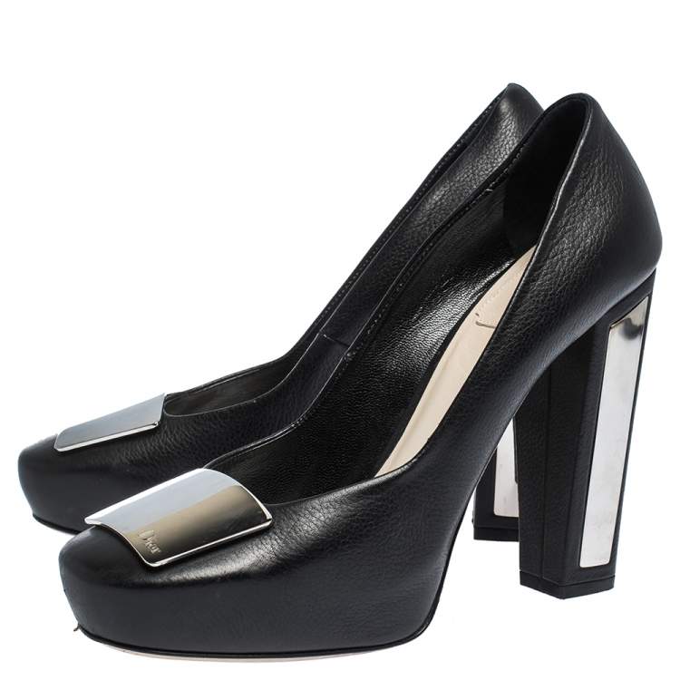 Pre Owned Dior Black Leather Logo Plaque Detail Round Toe Pumps Size 39.5