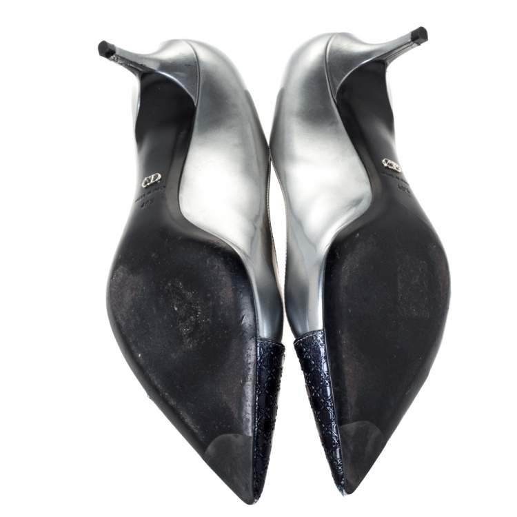 Pre Owned Dior Metallic Silver/Blue Leather Cannage Cap Toe Spade Pumps Size 40.5