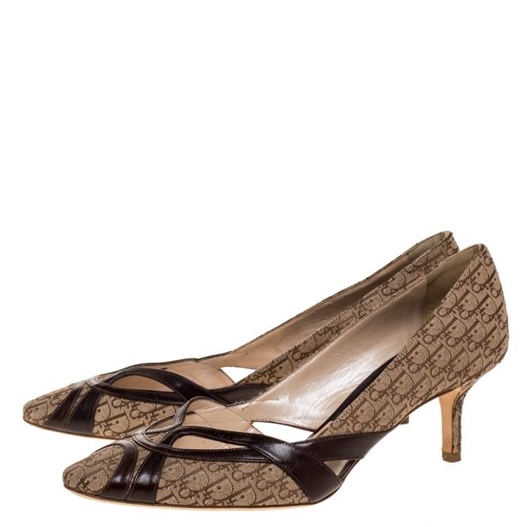 Pre Owned Dior Beige Logo Canvas and Cut-Out Leather Trim Pointed Toe Pumps Size 39