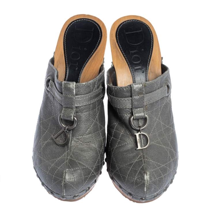 Pre Owned Dior Grey Metallic Cannage Stitched Leather Platform Clogs Size 38