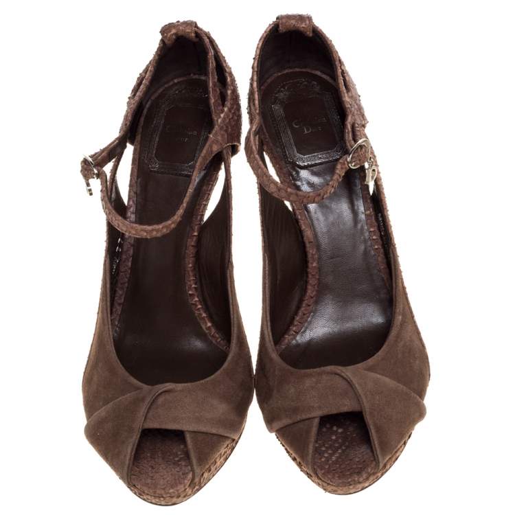 مملوكة مسبقًا Dior Brown Python Embossed Leather and Suede Ankle Strap Peep Toe Pumps Size 37