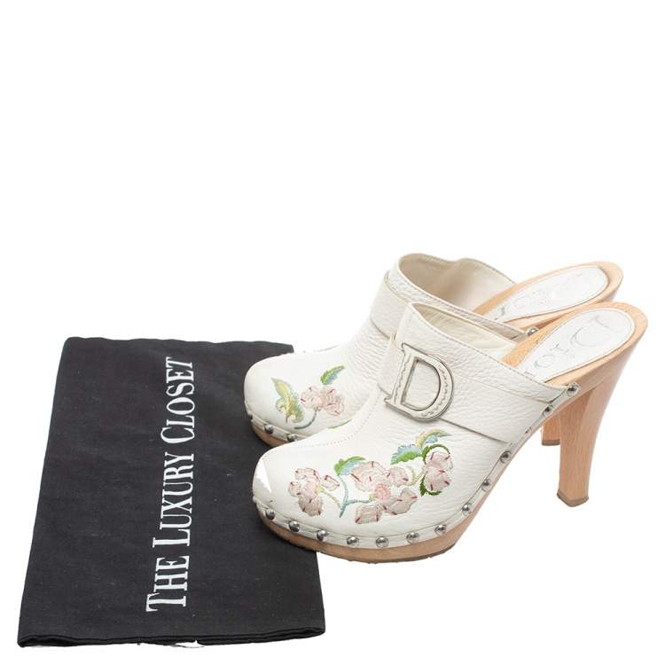 Pre Owned Dior White Floral Embroidered Leather Platform Clogs Size 37