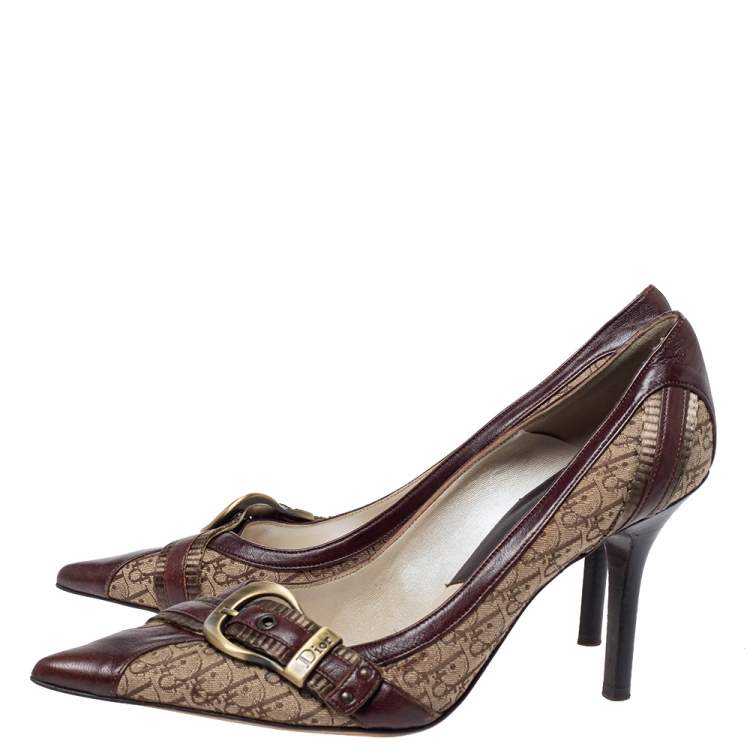Pre Owned Dior Brown Canvas And Leather Buckle Pointed Toe Pumps Size 37.5