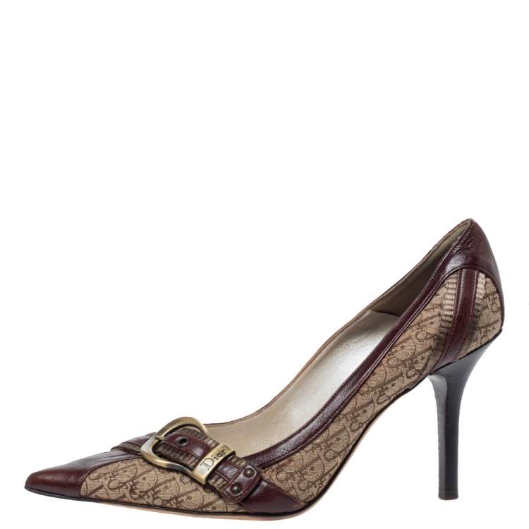 Pre Owned Dior Brown Canvas And Leather Buckle Pointed Toe Pumps Size 37.5