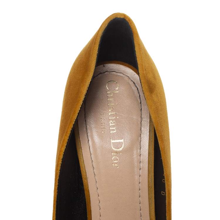 Pre Owned Dior Mustard Yellow Suede Embellished Pointed Toe Pumps Size 40