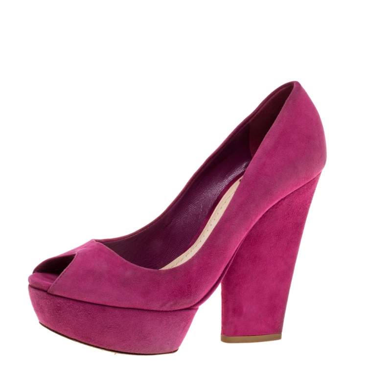 مملوكة مسبقًا Dior Fuchsia Suede Peep Toe Platform Pumps Size 37