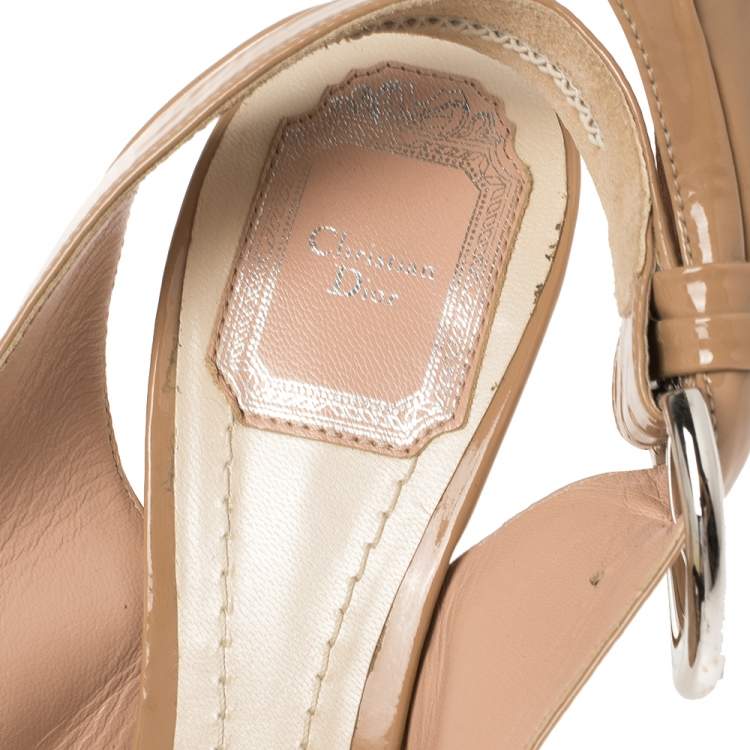 Pre Owned Dior Beige Patent Leather Buckle Sandals Size 39