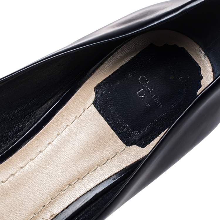 Pre Owned Dior Dark Blue Leather Buckle Detail Block Heel Pumps Size 39