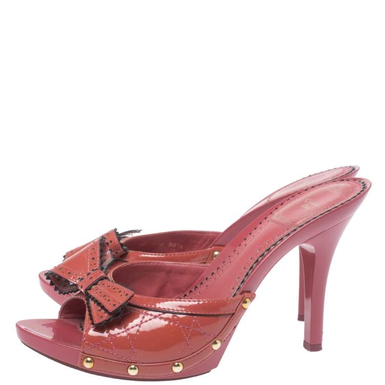 Pre Owned Dior Pink Cannage Patent Leather Bow Slide Sandals Size 38.5