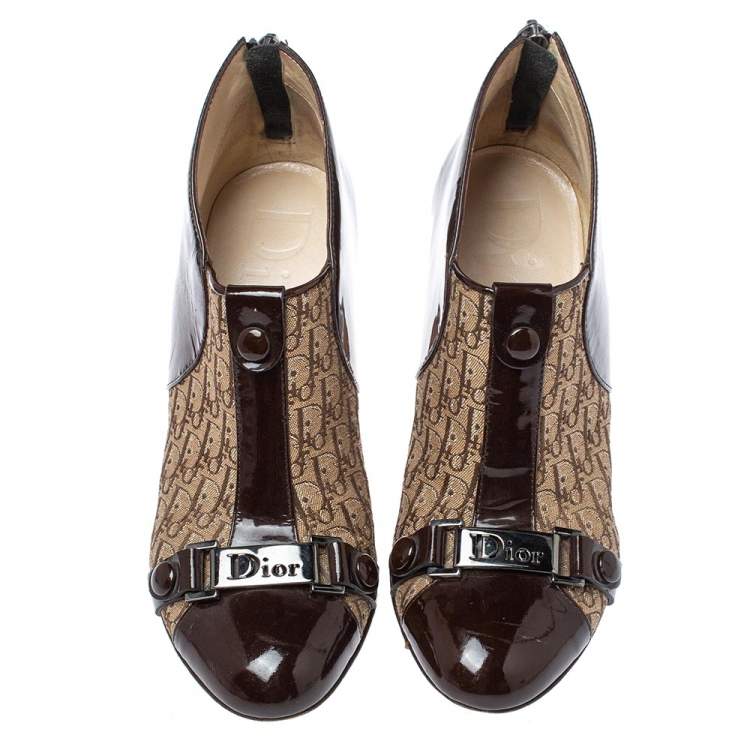 Pre Owned Dior Brown/Beige Patent Leather and Diorissimo Canvas Ankle Booties Size 35.5