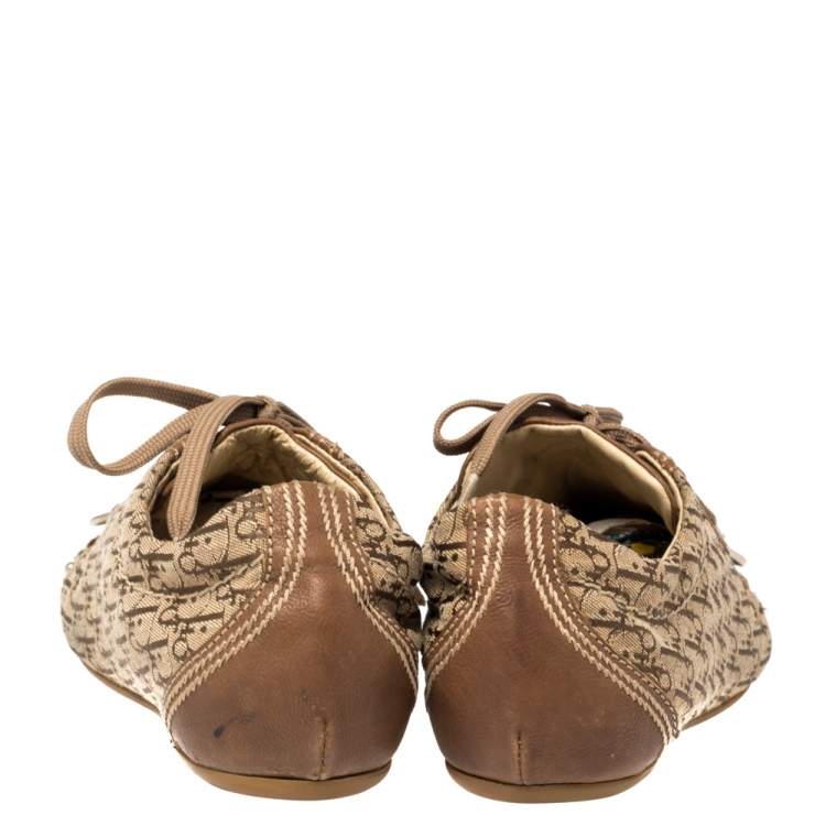 Pre Owned Dior Brown Leather and Diorissimo Canvas Low Top Sneakers Size 37