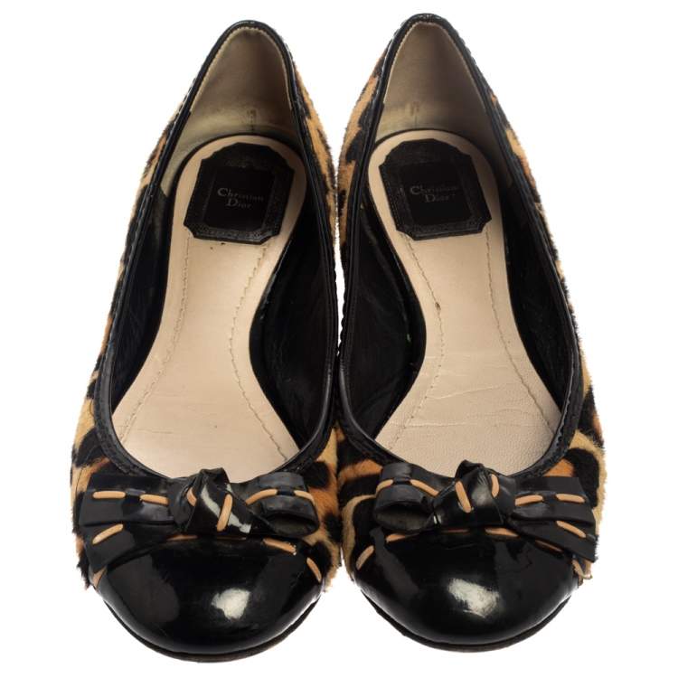 Pre Owned Dior Leopard Print Calf Hair And Patent Leather Bow Ballet Flats Size 39