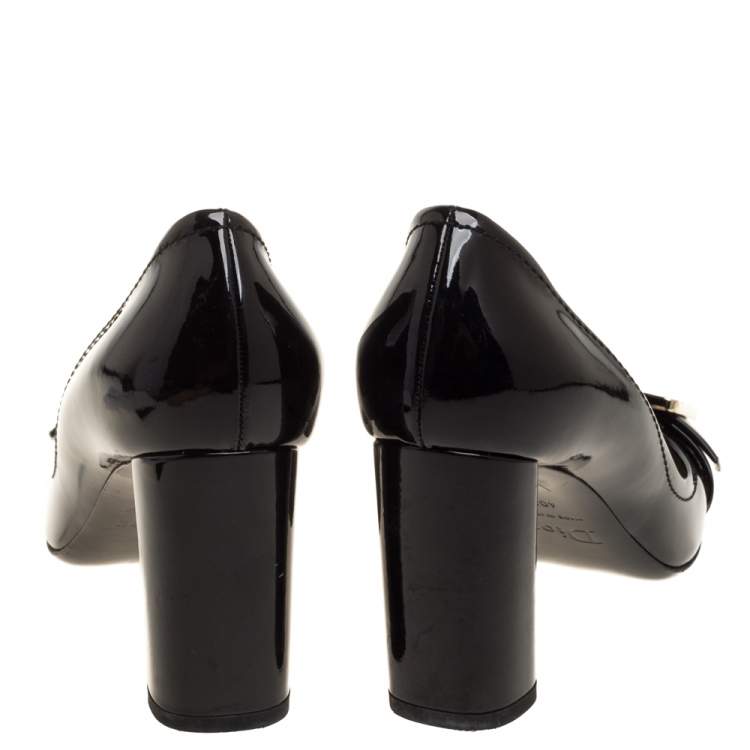 Pre Owned Dior Black Patent Leather Buckle Detail Block Heel Pumps Size 40.5