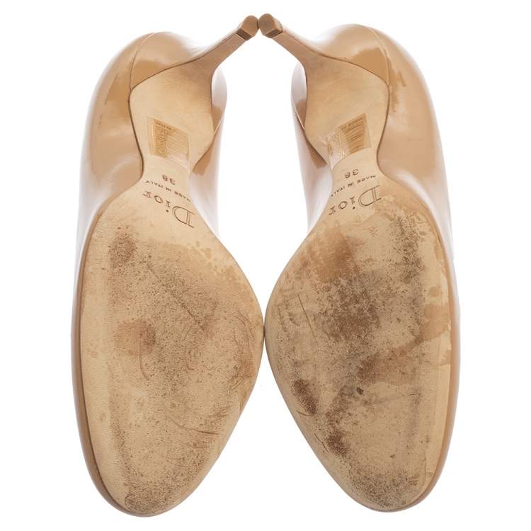 Pre Owned Dior Beige Patent Leather Round Toe Pumps Size 38