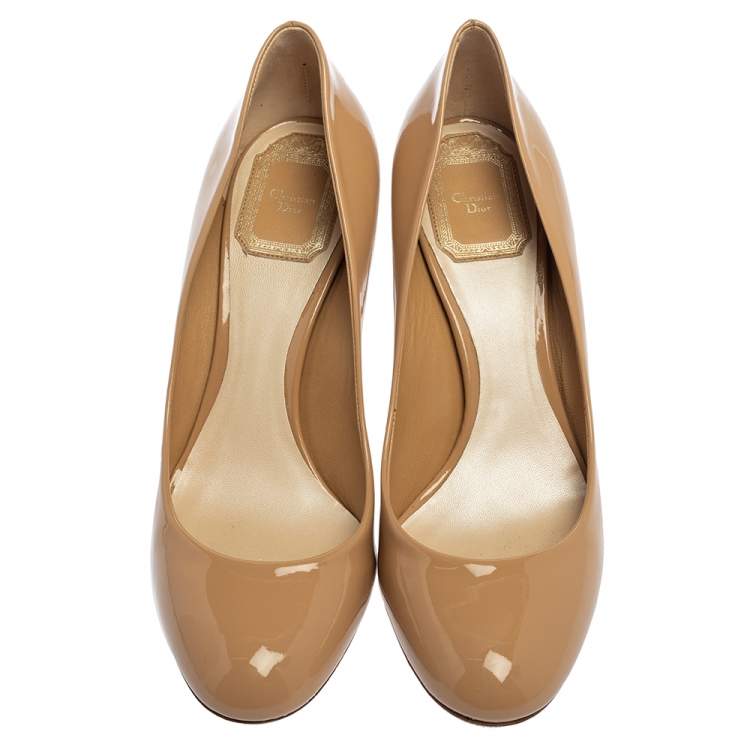 Pre Owned Dior Beige Patent Leather Round Toe Pumps Size 38