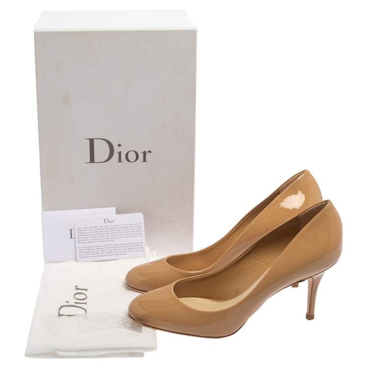 Pre Owned Dior Beige Patent Leather Round Toe Pumps Size 38
