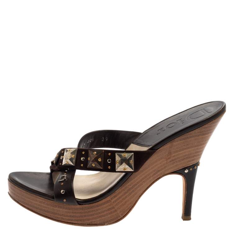 Pre Owned Christian Dior Brown Studded Leather And Suede Cross Strap Wooden Platform Mules Size 39
