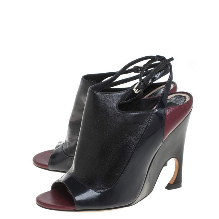 Pre Owned Dior Black/Burgundy Patent Leather and Leather Sandals Size 36.5
