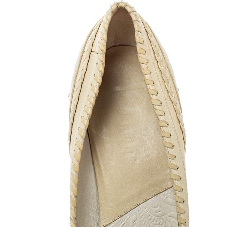 Pre Owned Dior Cream Leather Country Horn Pumps Size 40