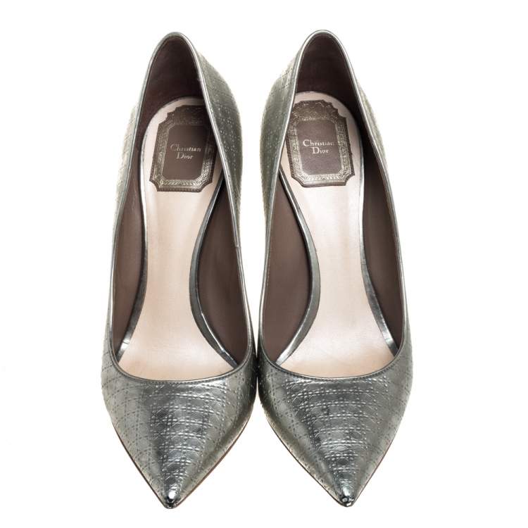 Pre Owned Dior Silver Leather Cannage Pumps Size 39