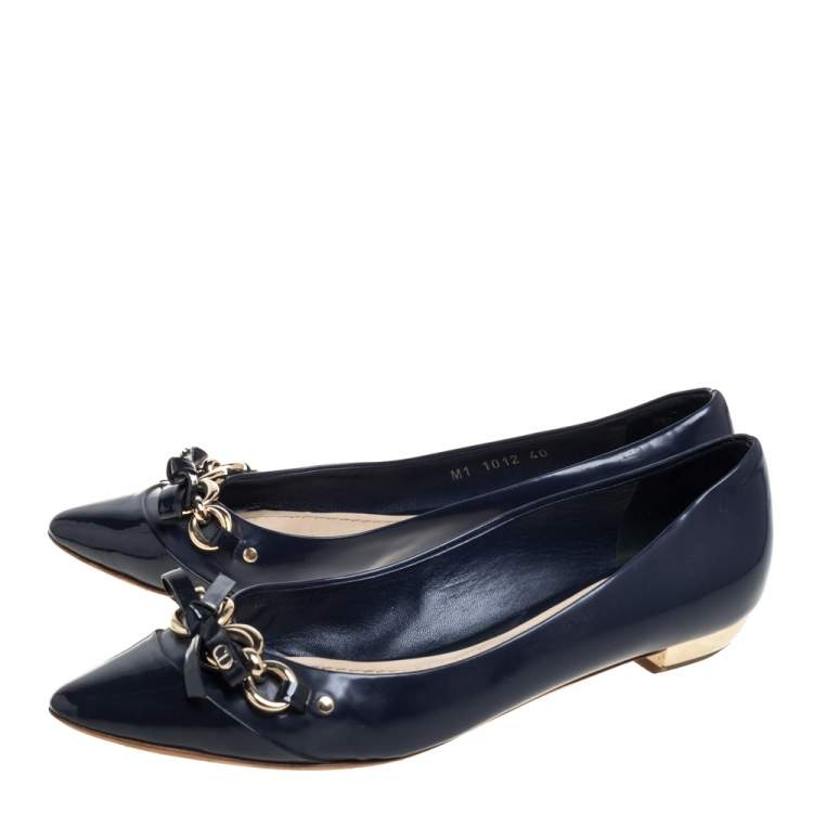 Pre Owned Dior Navy Blue Patent Leather And Leather Bow Chain Ballet Flats Size 40