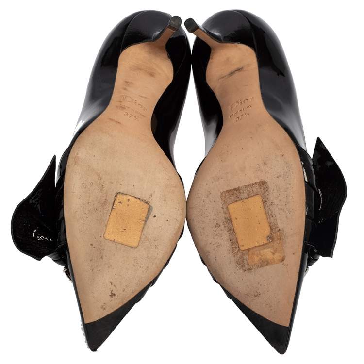 Pre Owned Dior Black Patent Leather Buckle Bow Pumps Size 37.5