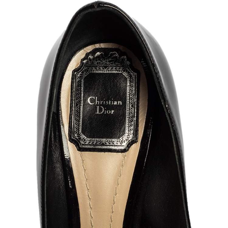 Pre Owned Dior Black Patent Leather Buckle Bow Pumps Size 37.5