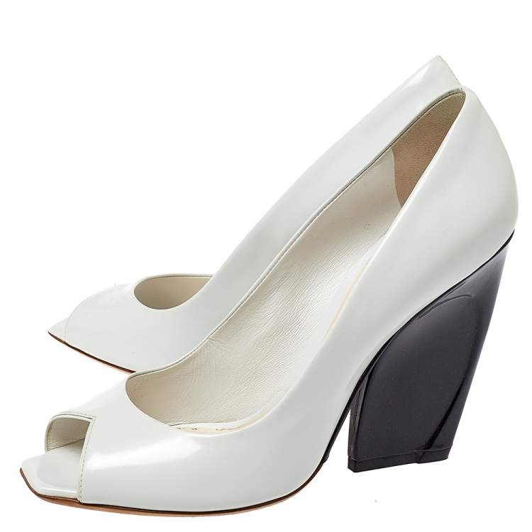 Pre Owned Dior Off White Patent Leather Eclipse Peep Toe Pumps Size 39.5