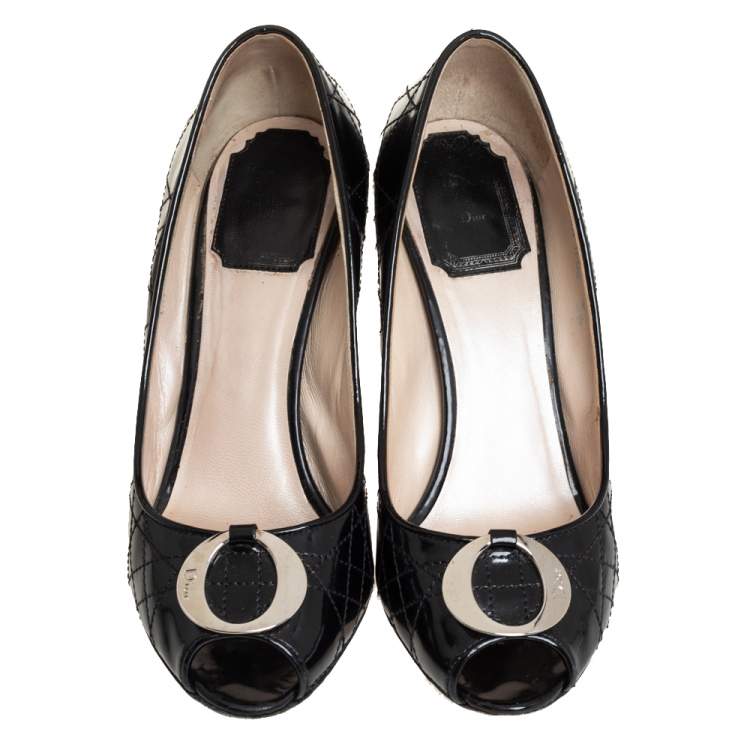 Pre Owned Dior Black Cannage Patent Leather Metal Logo Peep Toe Pumps Size 36