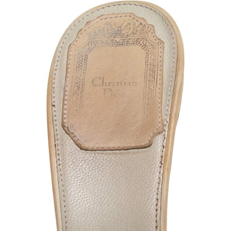 مملوكة مسبقًا Dior Grey Leather Open Toe Buckle Slide Sandals Size 38