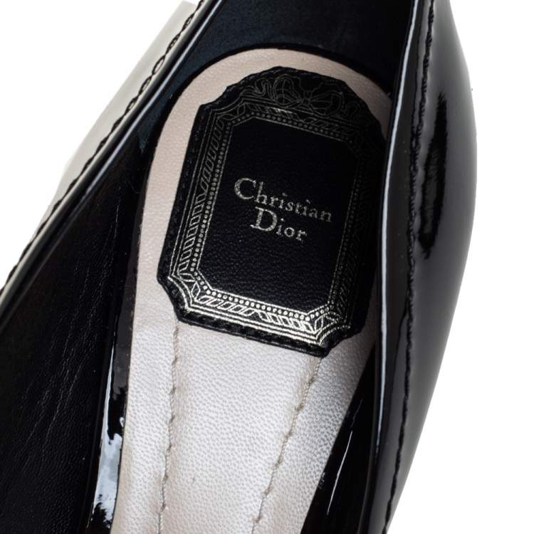 Pre Owned Dior Black Leather Buckle Detail Block Heel Pumps Size 38.5