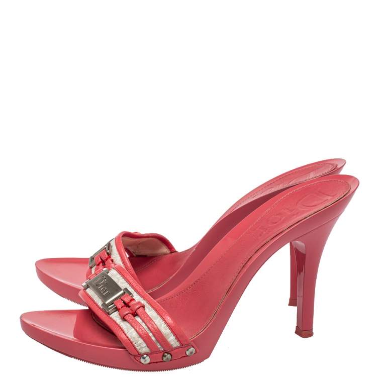 Pre Owned Dior Pink/White Canvas And Leather Logo Embellished Slide Sandals Size 40
