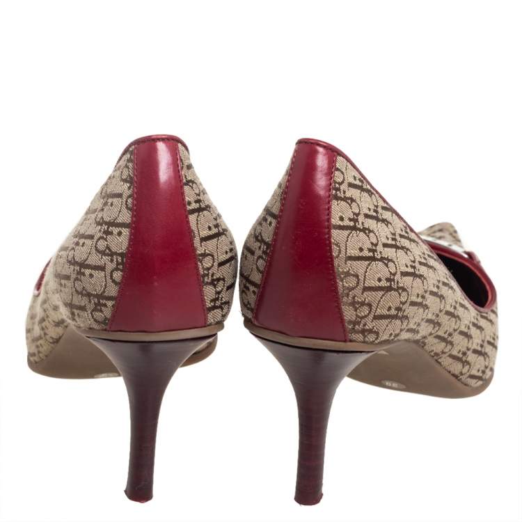 Pre Owned Dior Beige Canvas And Leather Logo Trim Pointed Toe Pumps Size  39