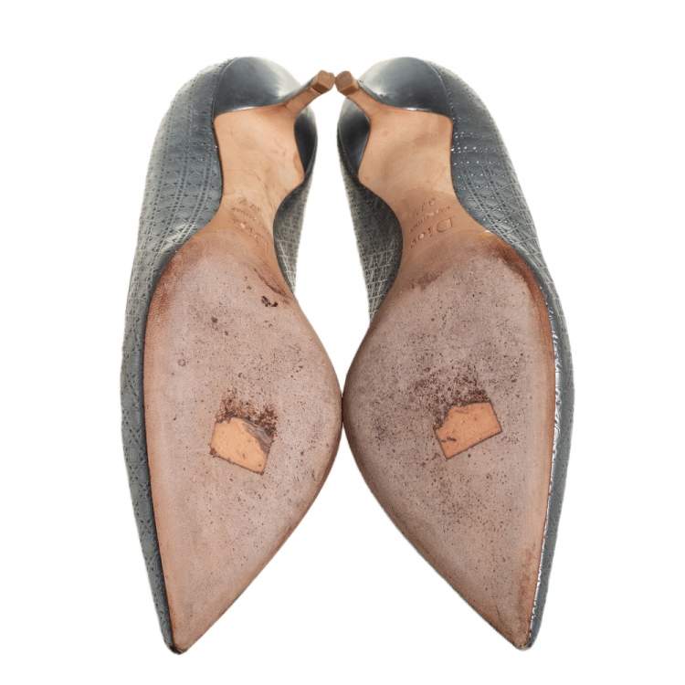 Pre Owned Dior Silver Cannage Leather Kitten Heel Pumps Size 37.5