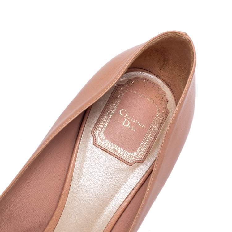 Pre Owned Dior Beige Leather Pointed Toe Pumps Size 40