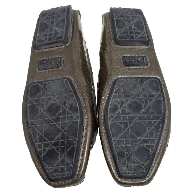 Pre Owned Dior Grey Patent Leather Logo Embellished Slip On Loafers Size 36.5