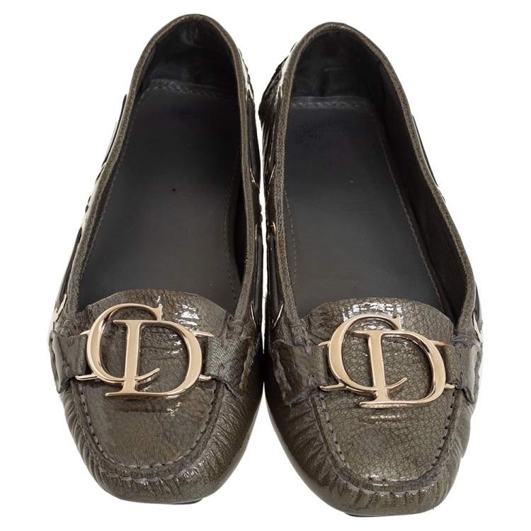 Pre Owned Dior Grey Patent Leather Logo Embellished Slip On Loafers Size 36.5