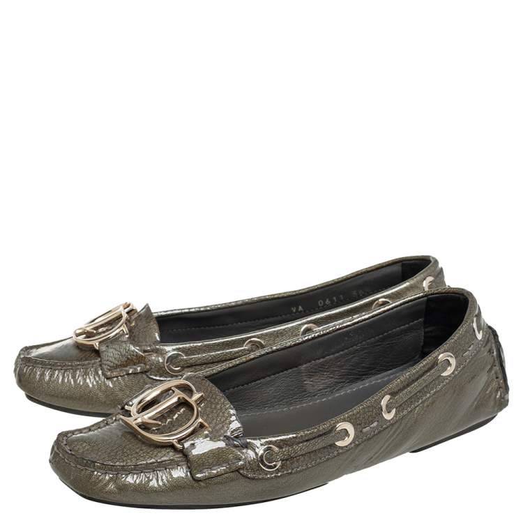 Pre Owned Dior Grey Patent Leather Logo Embellished Slip On Loafers Size 36.5