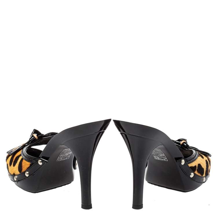 Pre Owned Dior Beige/Black Calf Hair And Patent Leather Sandals Size 37.5