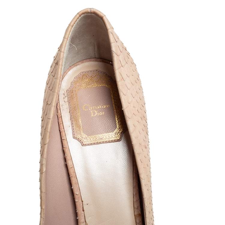 Pre Owned Dior Beige Python-Embossed Leather Round Toe Pumps Size 38