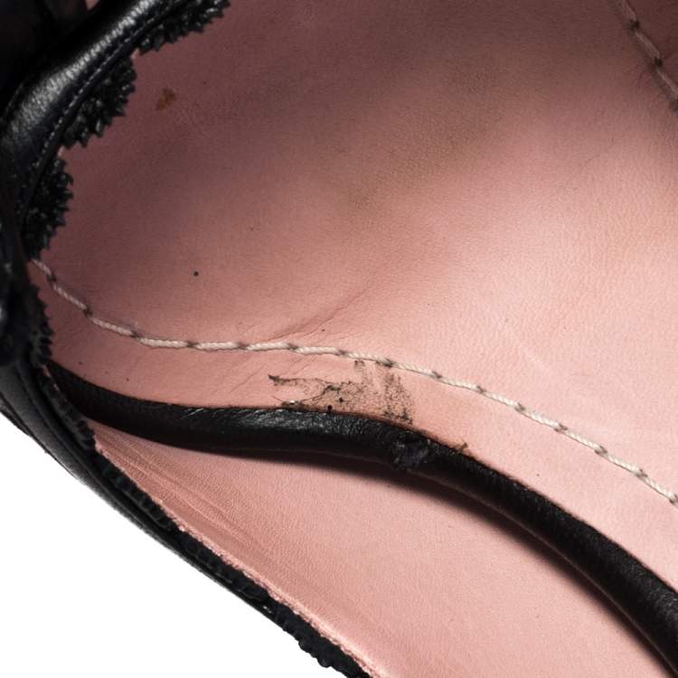 مملوكة مسبقًا Dior Black/Pink Lasercut Leather Caprice Pumps Size 40