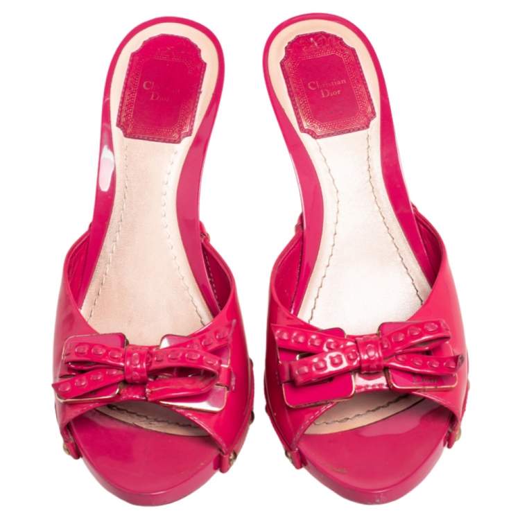 Pre Owned Dior Pink Patent Leather Bow Studded Open Toe Slide Sandals Size 38.5