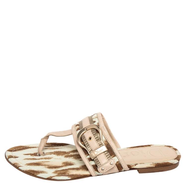 Pre Owned Dior Beige Printed Canvas And Leather Flat Thong Sandals Size 36