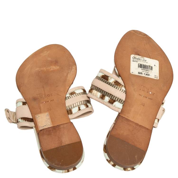 Pre Owned Dior Beige Printed Canvas And Leather Flat Thong Sandals Size 36