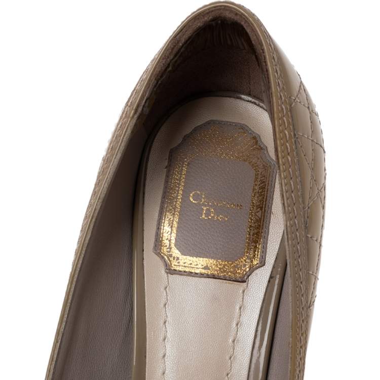 Pre Owned Dior Grey Patent Cannage Bow Peep Toe Pumps Size 40