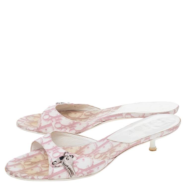 Pre Owned Dior Pink/White Oblique Canvas Padlock Slide Sandals Size 38.5