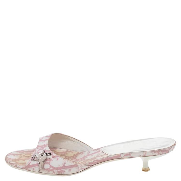 Pre Owned Dior Pink/White Oblique Canvas Padlock Slide Sandals Size 38.5