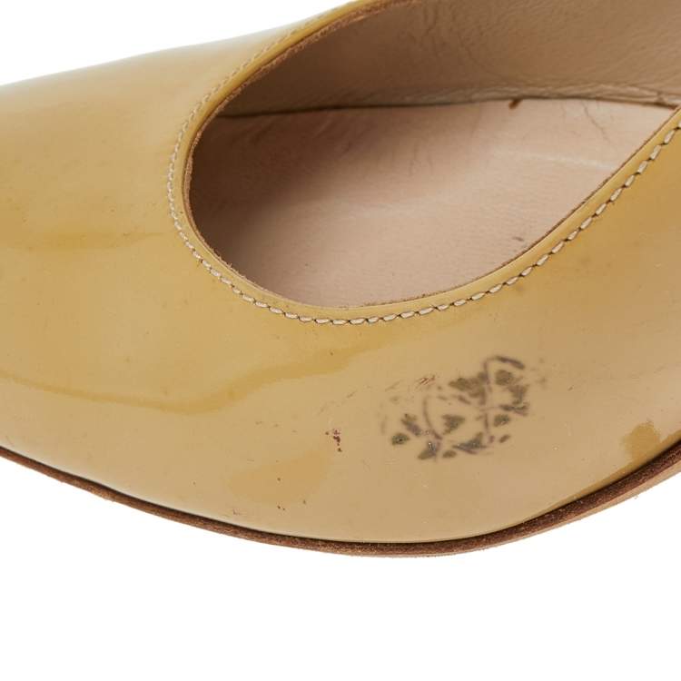 Pre Owned Dior Yellow Patent Leather Round Toe Pumps Size 37