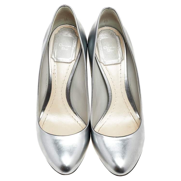 Pre Owned Dior Metallic Silver Leather Microcannage Block Heel Pumps Size 35.5