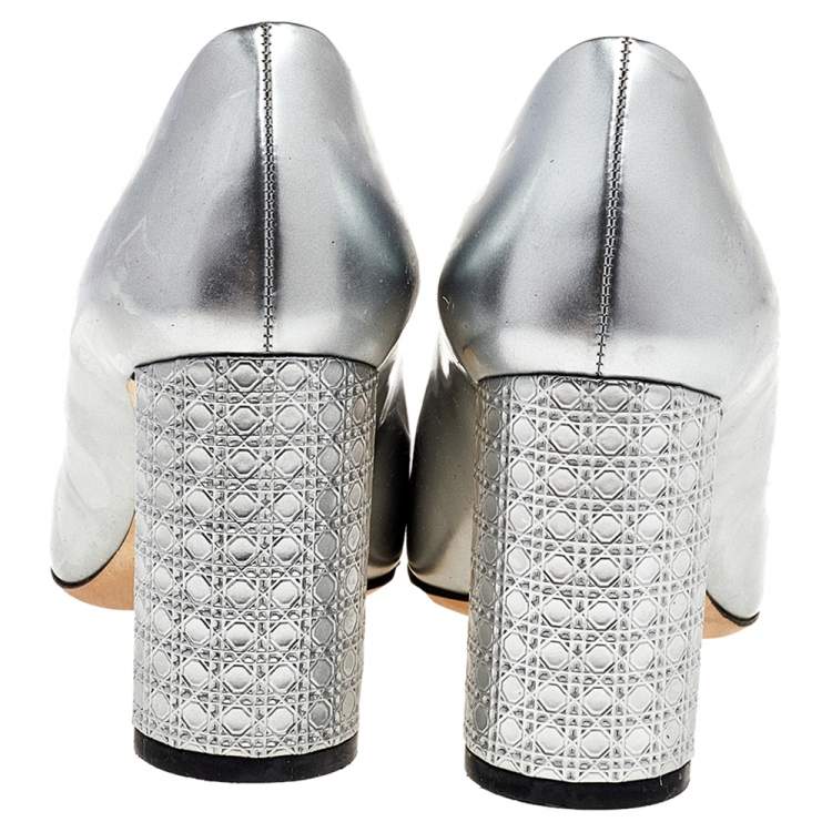 Pre Owned Dior Metallic Silver Leather Microcannage Block Heel Pumps Size 35.5